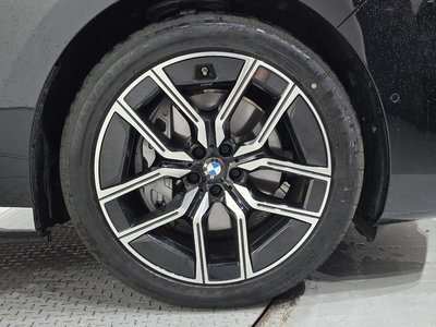 صورة 8 لـ 2025 BMW I7