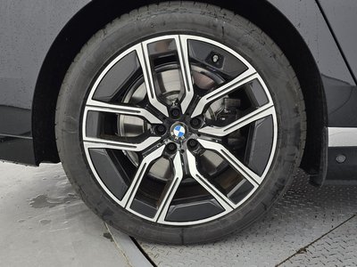 صورة 6 لـ 2025 BMW I7