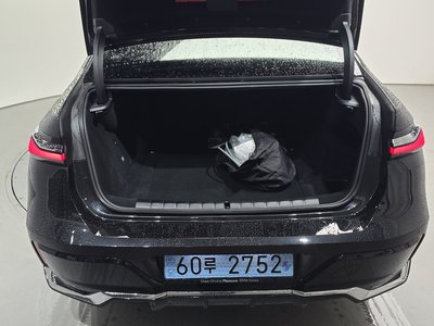 صورة مصغرة 31 لـ 2025 BMW I7