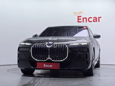صورة 2 لـ 2025 BMW I7