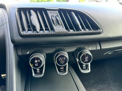 صورة مصغرة 39 لـ 2017 AUDI R8 SPYDER