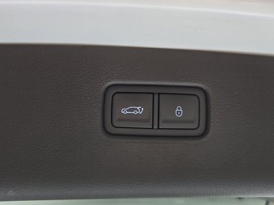 2023 Genesis GV80 — миниатюра 23