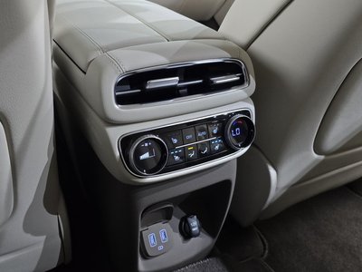 2023 Genesis GV80 — миниатюра 28