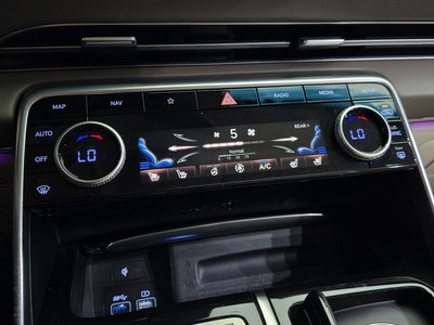 2023 Genesis GV80 — миниатюра 35