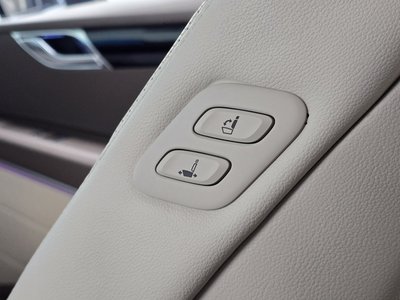 2023 Genesis GV80 — миниатюра 25