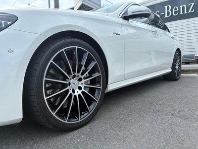 MERCEDES-BENZ E-CLASS AMG - 10