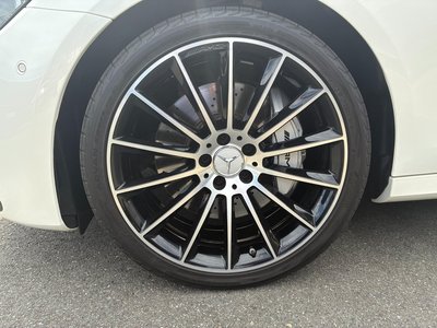 MERCEDES-BENZ E-CLASS AMG - 9