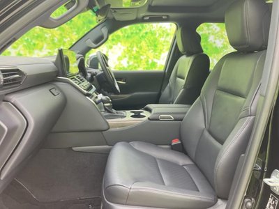 TOYOTA LAND CRUISER 300 - 6