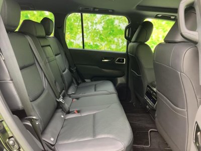 TOYOTA LAND CRUISER 300 - 5