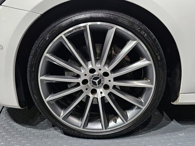 MERCEDES-BENZ E-CLASS - 6