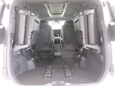 2023 Toyota ALPHARD — миниатюра 18
