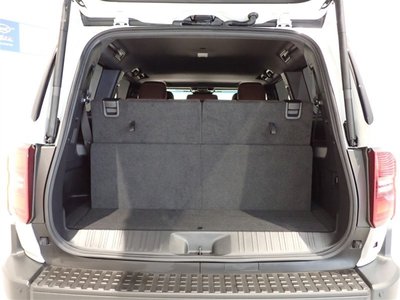 TOYOTA LAND CRUISER 250 - 6