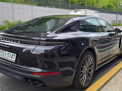 PORSCHE PANAMERA - 7