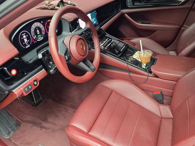 PORSCHE PANAMERA - 8