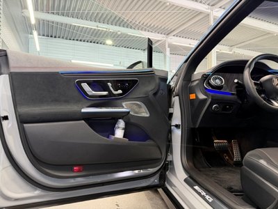 2023 Mercedes-BENZ EQE AMG — миниатюра 15