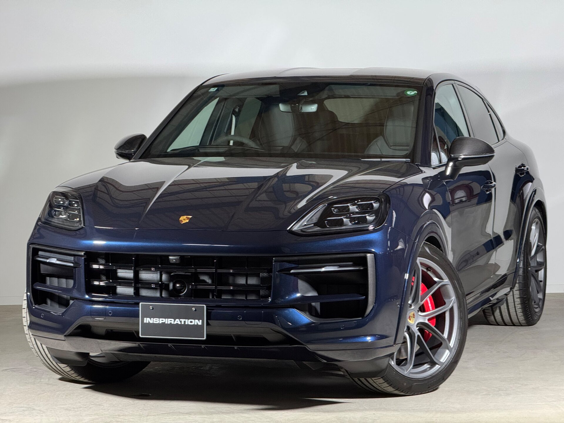 PORSCHE CAYENNE COUPE - View 1