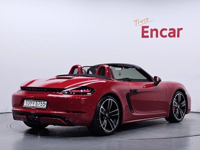 صورة 4 لـ 2020 Porsche 718