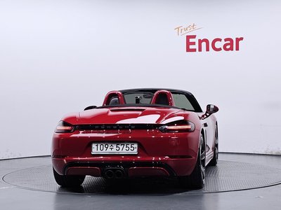 صورة 3 لـ 2020 Porsche 718