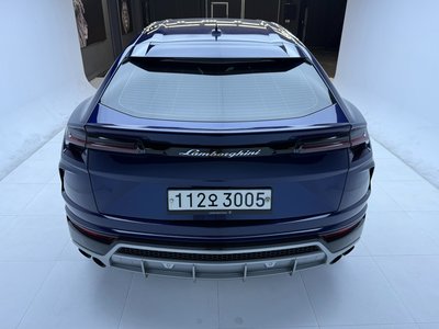 LAMBORGHINI URUS - 7