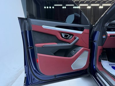 2020 Lamborghini URUS — миниатюра 13