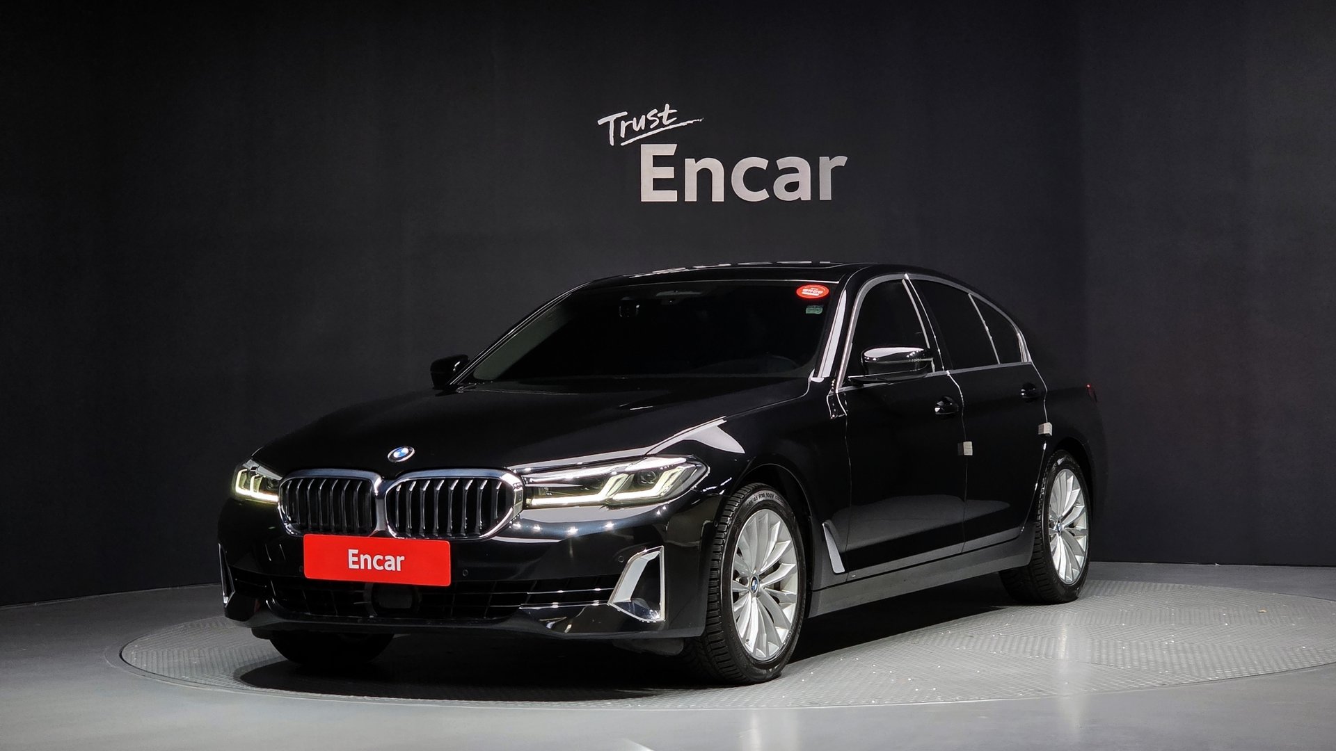 BMW 5 SERIES - View 1