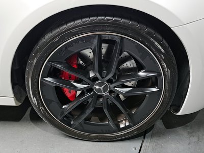 MERCEDES-BENZ E-CLASS - 6