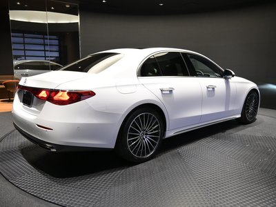 MERCEDES-BENZ E-CLASS - 5