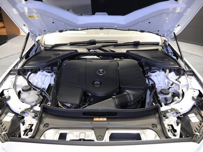 MERCEDES-BENZ E-CLASS - 10