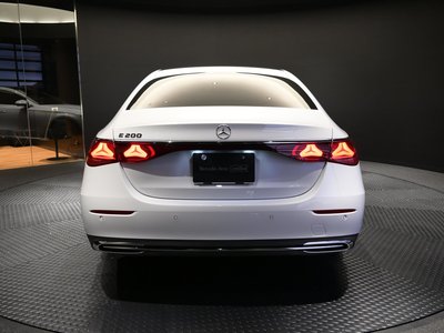 MERCEDES-BENZ E-CLASS - 6