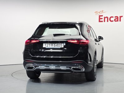 MERCEDES-BENZ GLC - 4