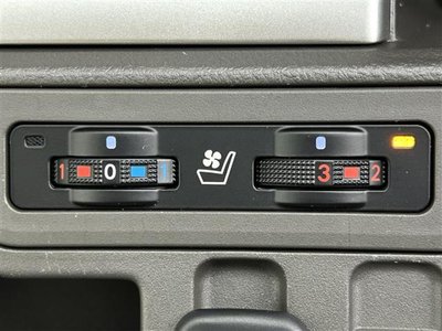 TOYOTA LAND CRUISER PRADO - 9