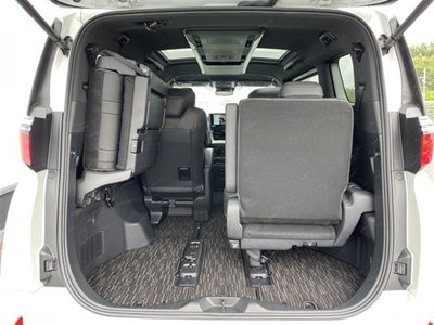 2023 Toyota ALPHARD thumbnail 33