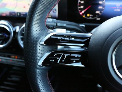 صورة مصغرة 32 لـ 2024 Mercedes-BENZ GLB