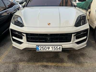 PORSCHE CAYENNE - 4