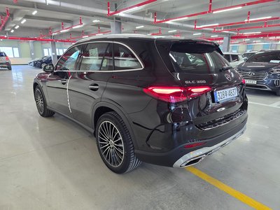 MERCEDES-BENZ GLC - 7