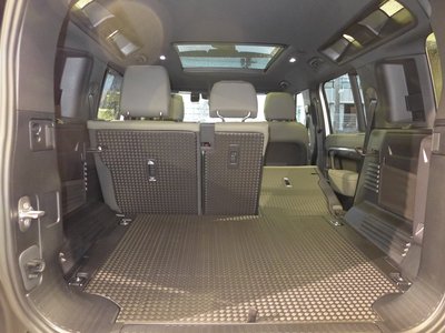 صورة مصغرة 119 لـ 2023 LAND Rover DEFENDER
