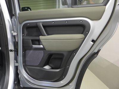صورة مصغرة 48 لـ 2023 LAND Rover DEFENDER
