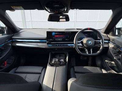2024 BMW I5 缩略图 19