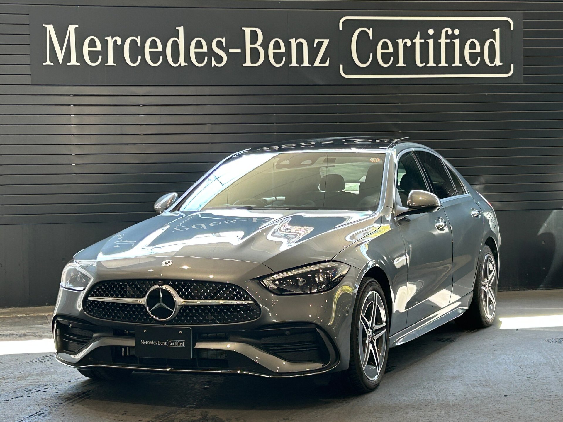 MERCEDES-BENZ C-CLASS - View 1