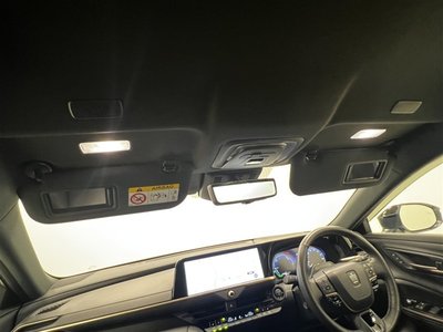 صورة مصغرة 30 لـ 2024 Toyota CROWN SPORT