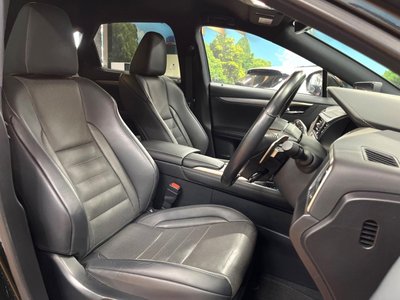 LEXUS RX - 8