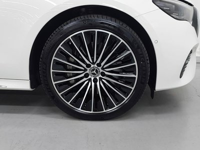 MERCEDES-BENZ E-CLASS - 6