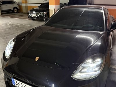 PORSCHE PANAMERA - 1
