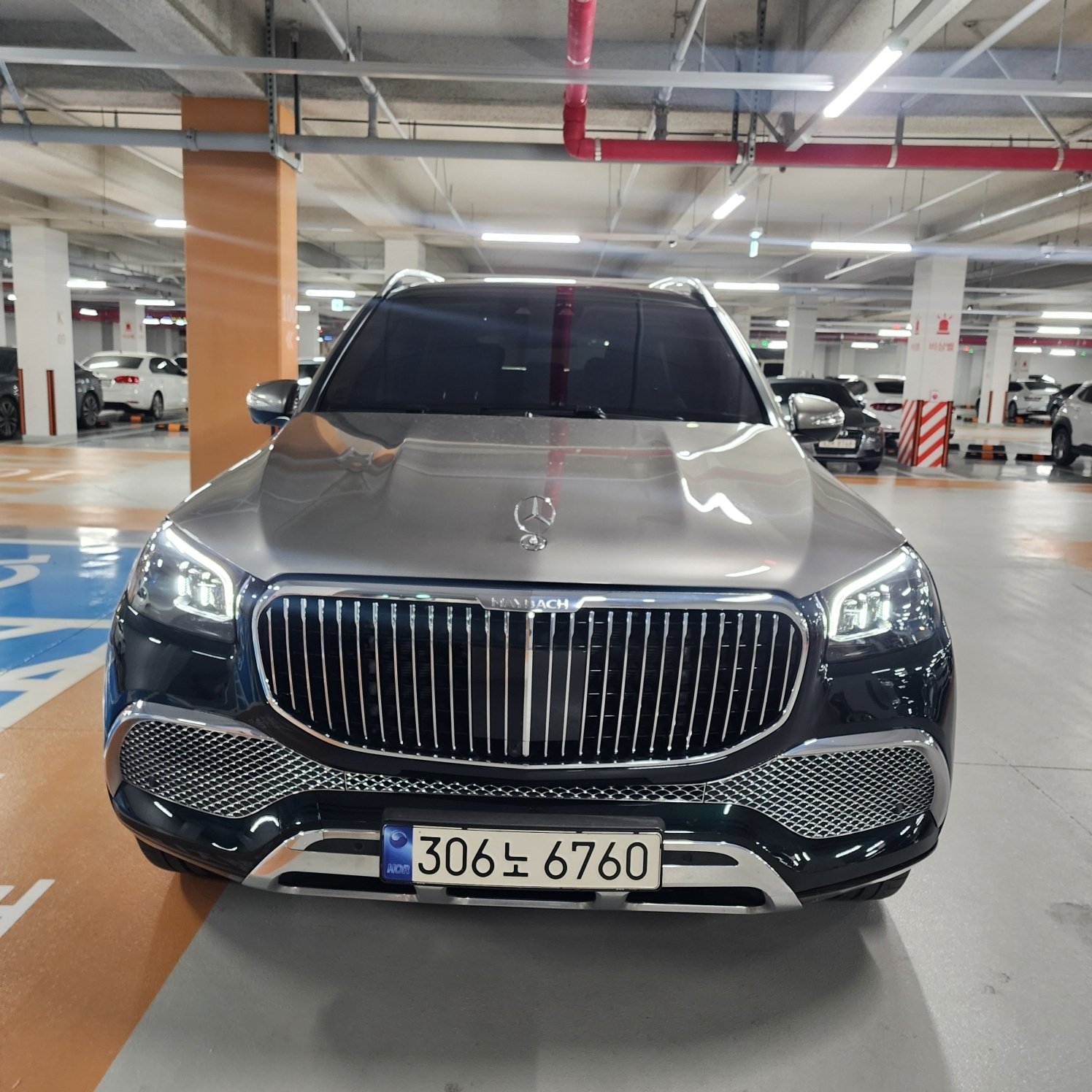 MERCEDES-BENZ GLS - View 1