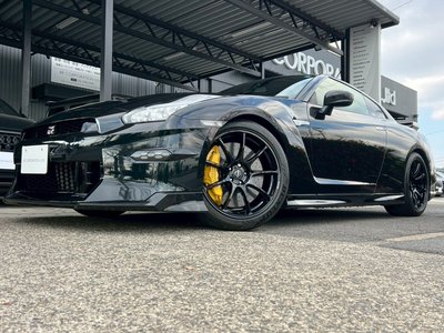 NISSAN GT-R - 6