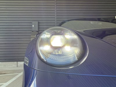 PORSCHE 911 - 6