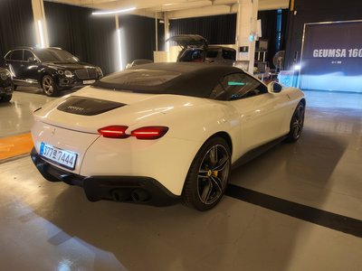 FERRARI ROMA - 2