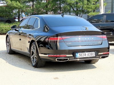2022 Genesis G90 (RS4) 照片 2