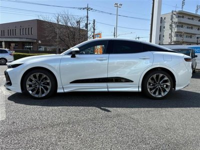 TOYOTA CROWN CROSSOVER - 2