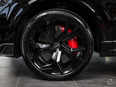 صورة 41 لـ 2021 AUDI RS Q8